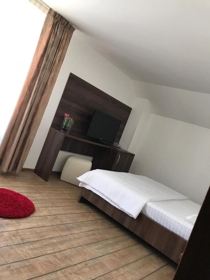 Pensiunea Montana Borsa Mm Băile Borşa Dış mekan fotoğraf